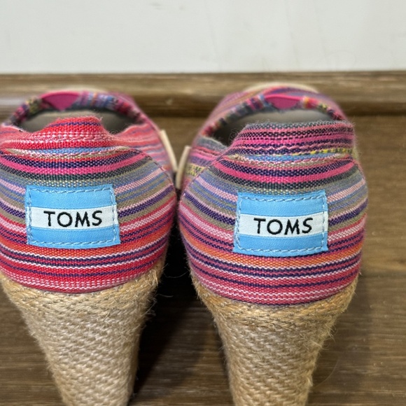 Toms Women's Peep-Toe Wedge Espadrille, Striped, Multi-Color, Size 7, Summer - Picture 9 of 13